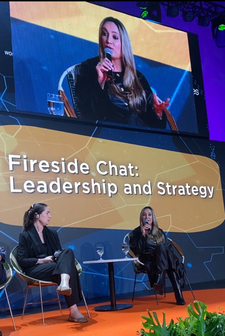 Madeleine Clavijo evento del BID (Banco Interamericano de Desarrollo)